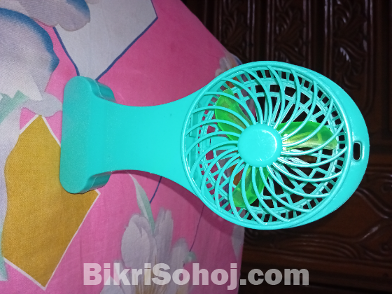 Rechargeable fan